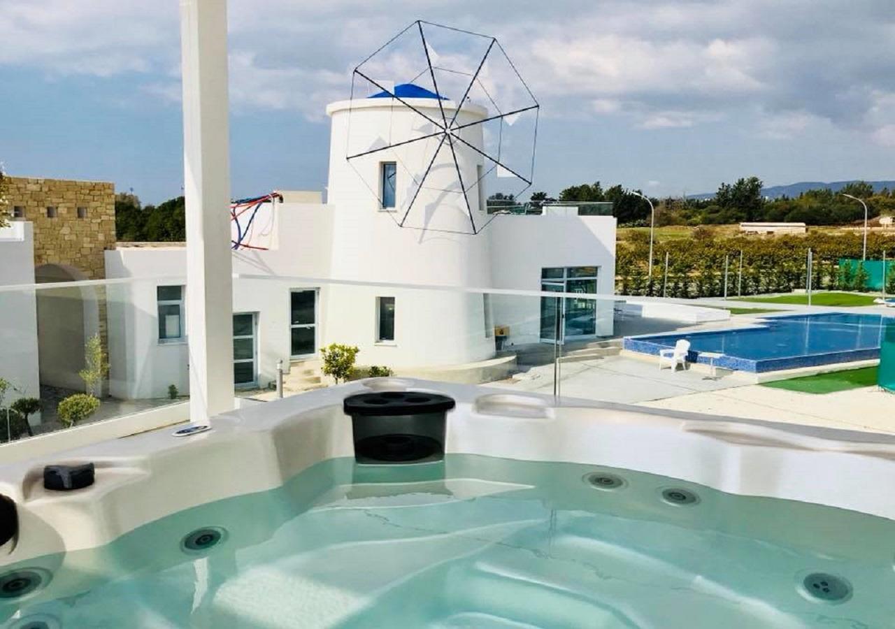 Wavebreeze Holiday home